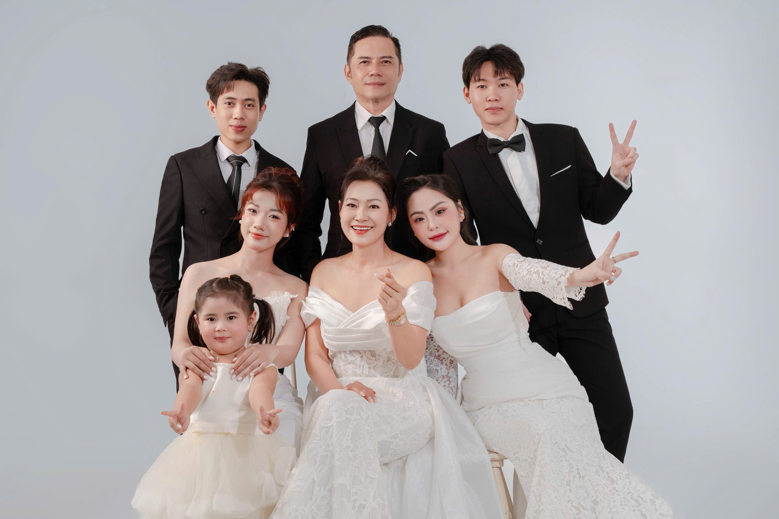 DỊCH VỤ CHỤP ẢNH GIA ĐÌNH TRỌN GÓI