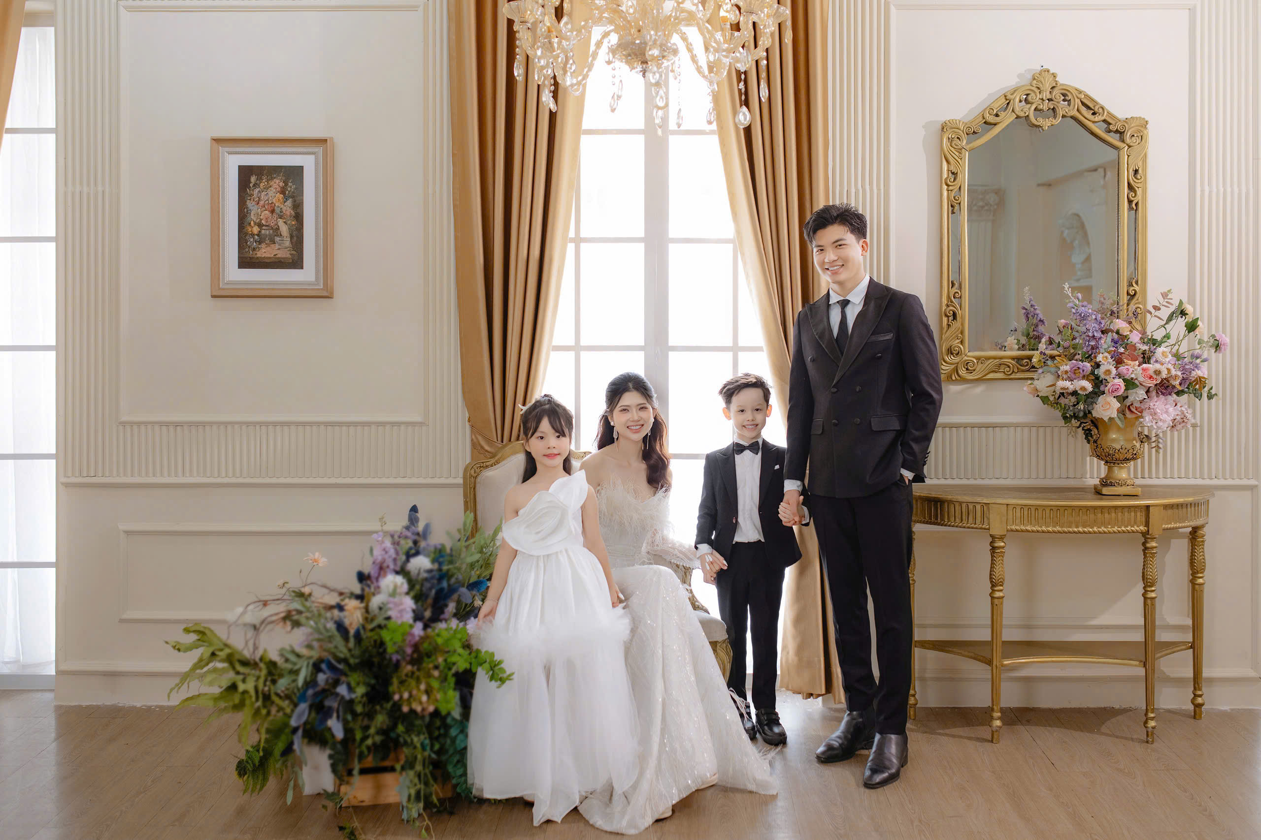 CHỤP ẢNH KỶ NIỆM NGÀY CƯỚI